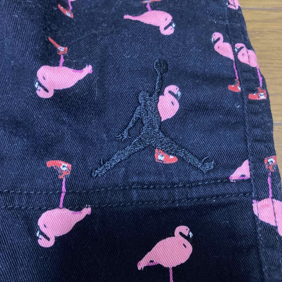 Jordan Brand（NIKE）(ジョーダン)のNike Jordan Chicago Flamingo Shorts L 中古 メンズのパンツ(ショートパンツ)の商品写真