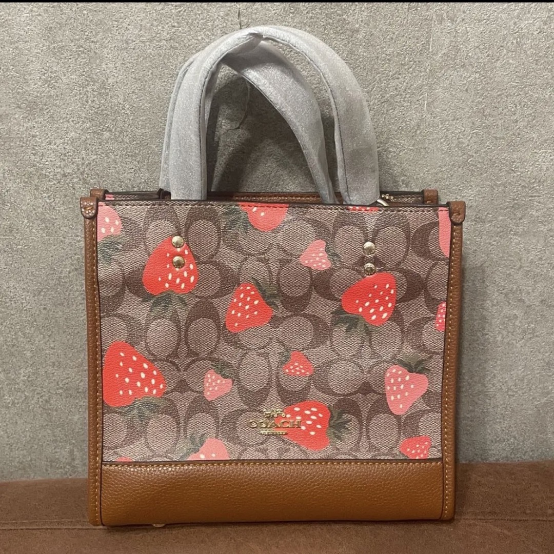 【新品・正規品】COACH コーチ デンプシートート 22 シグネチャー イチゴ | フリマアプリ ラクマ
