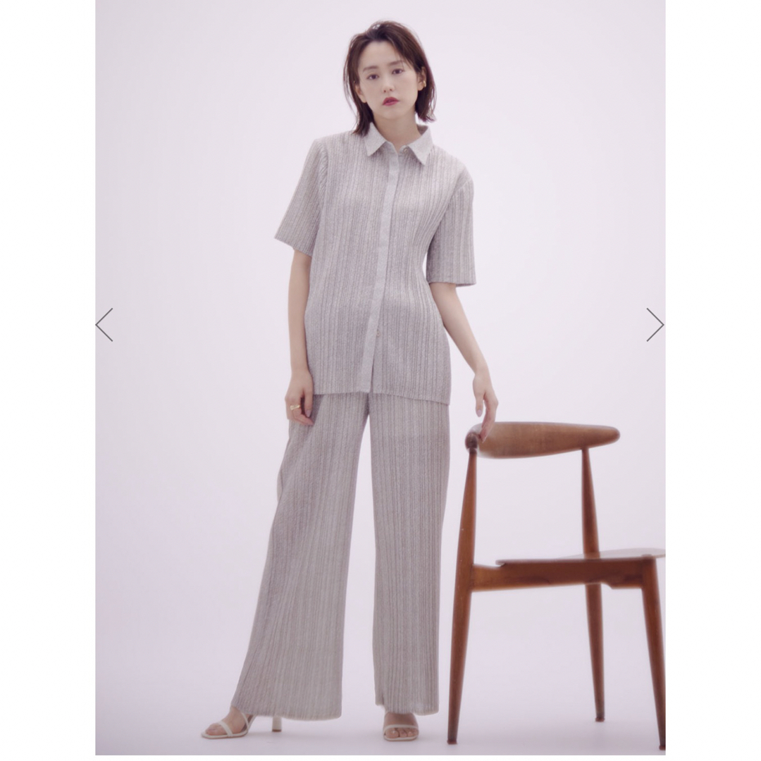 MIREI KIRITANI×AMERI PLEATS MELON SHIRT