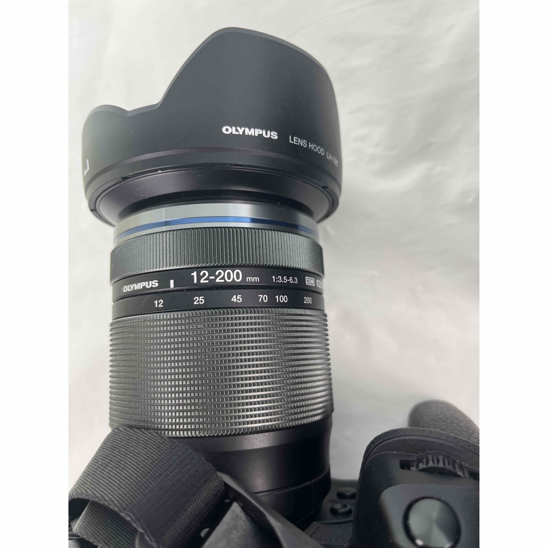 極美品 オリンパス OM SYSTEM OM-1 12-200mm