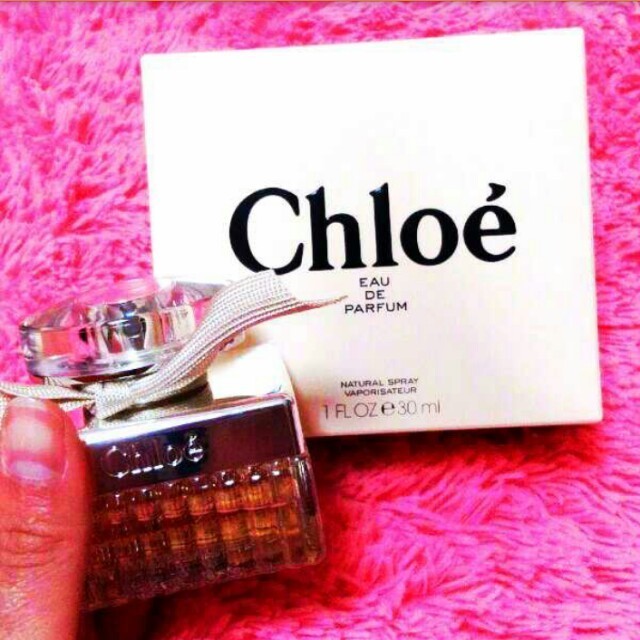 Chloe(クロエ)のnono♡ 様 Chloe香水  <黒> コスメ/美容の香水(香水(女性用))の商品写真