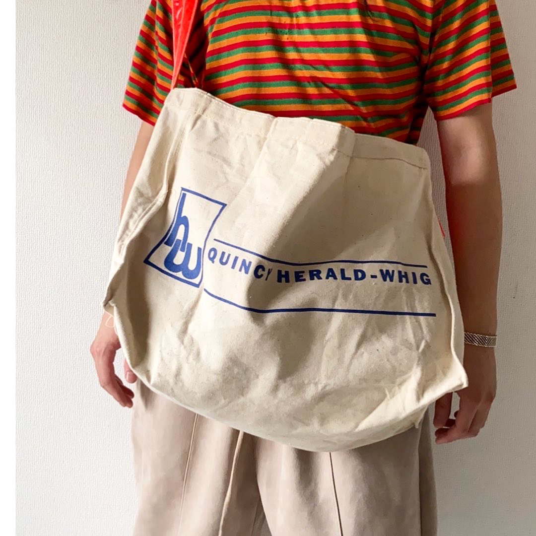 "マチ付き" 極美品 vintage レスキューオレンジ ニュースペーパーバッグ メンズのバッグ(ショルダーバッグ)の商品写真