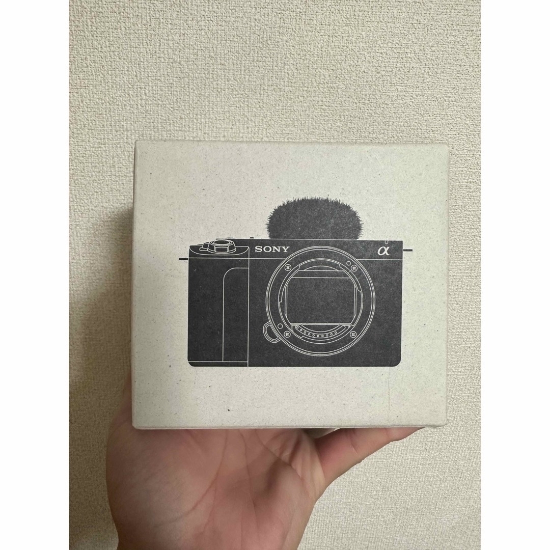 SONY - 新品未使用 SONY 白 VLOG ZV-E1 ボディ ミラーレス一眼 SONY - 新品未使用 SONY 白 VLOG ZV-E1 ボディ ミラーレス一眼