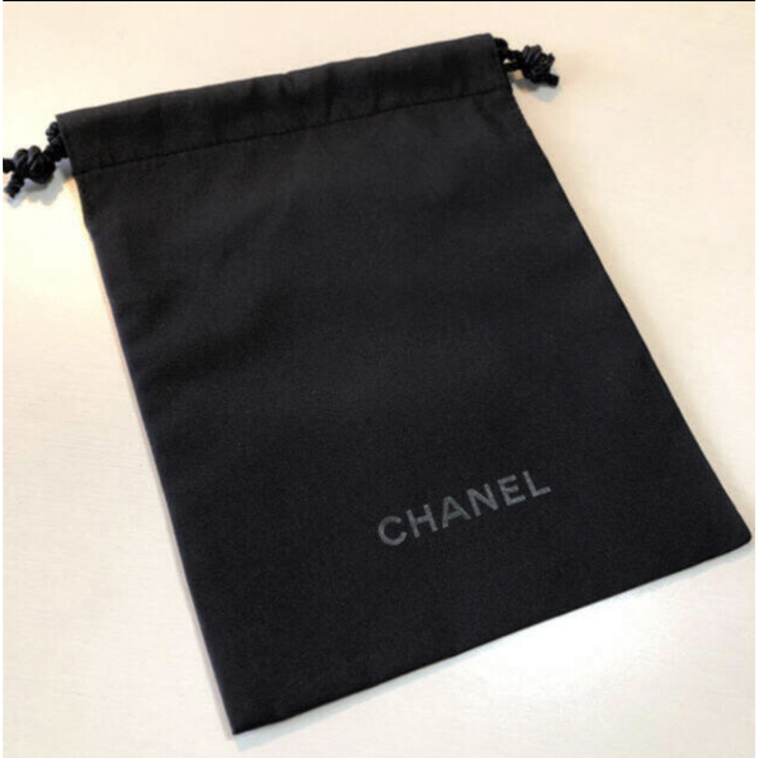 CHANEL(シャネル)のCHANEL♡保存袋　巾着袋 レディースのバッグ(ショップ袋)の商品写真