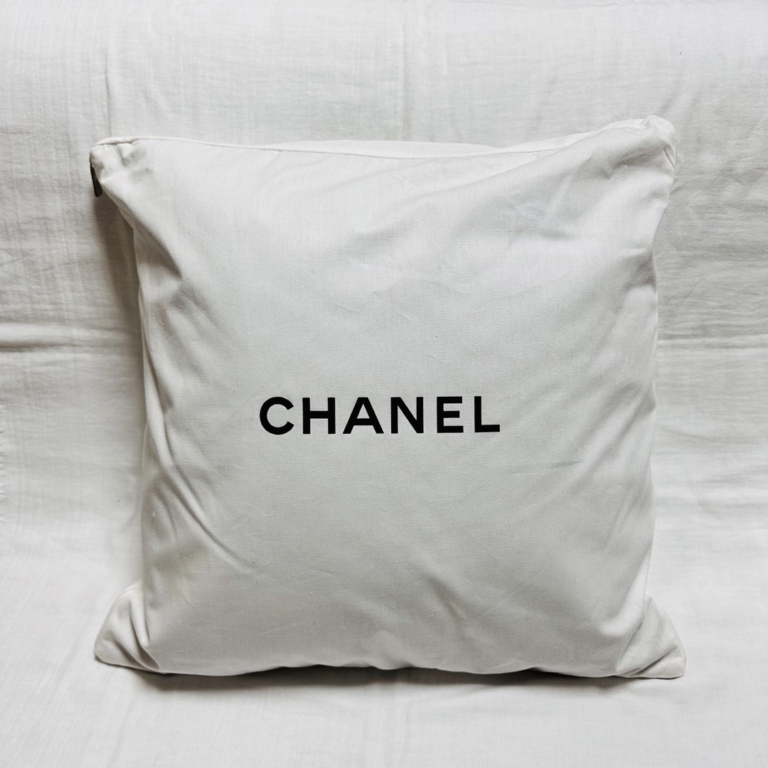 CHANEL シャネル ノベルティ ギフト 非売品 クッション 新品未使用♪ CHANEL シャネル ノベルティ ギフト 非売品 クッション 新品未使用♪