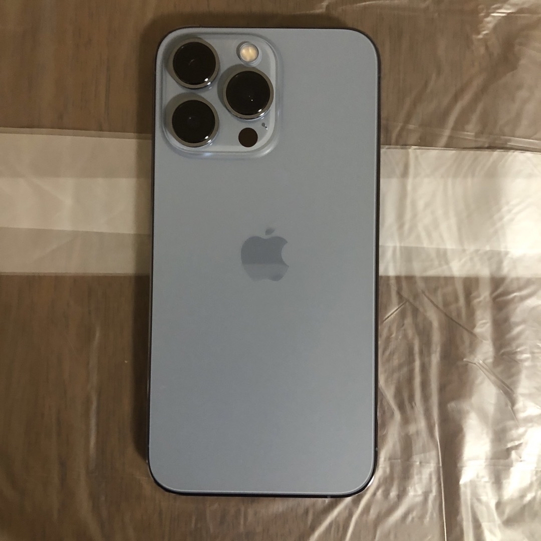 【極美品】iPhone13Pro スマホ/家電/カメラのスマートフォン/携帯電話(スマートフォン本体)の商品写真