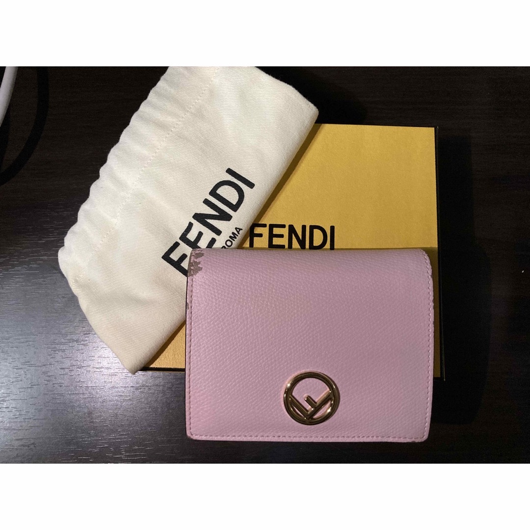 FENDI フェンディ 二つ折り財布