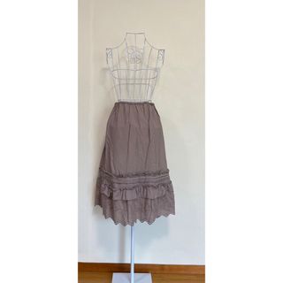 美品　フリルペチコート(その他)