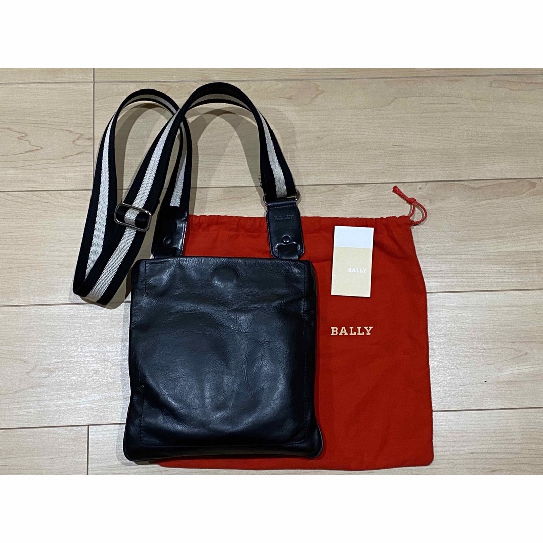 Bally(バリー)のBALLY ボディバッグ　黒 メンズのバッグ(ボディーバッグ)の商品写真