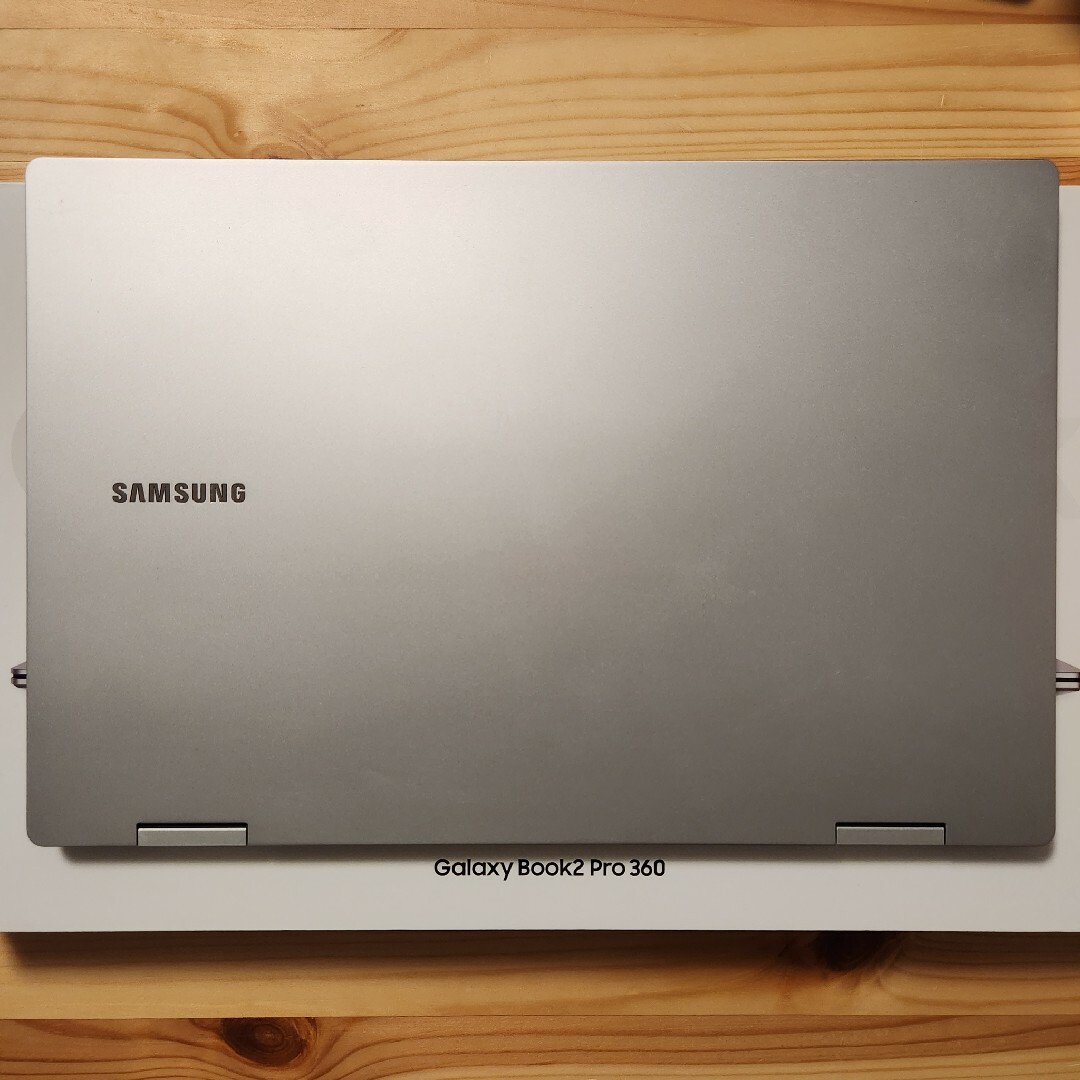 Samsung Galaxy Book2 Pro 360 13インチ シルバー