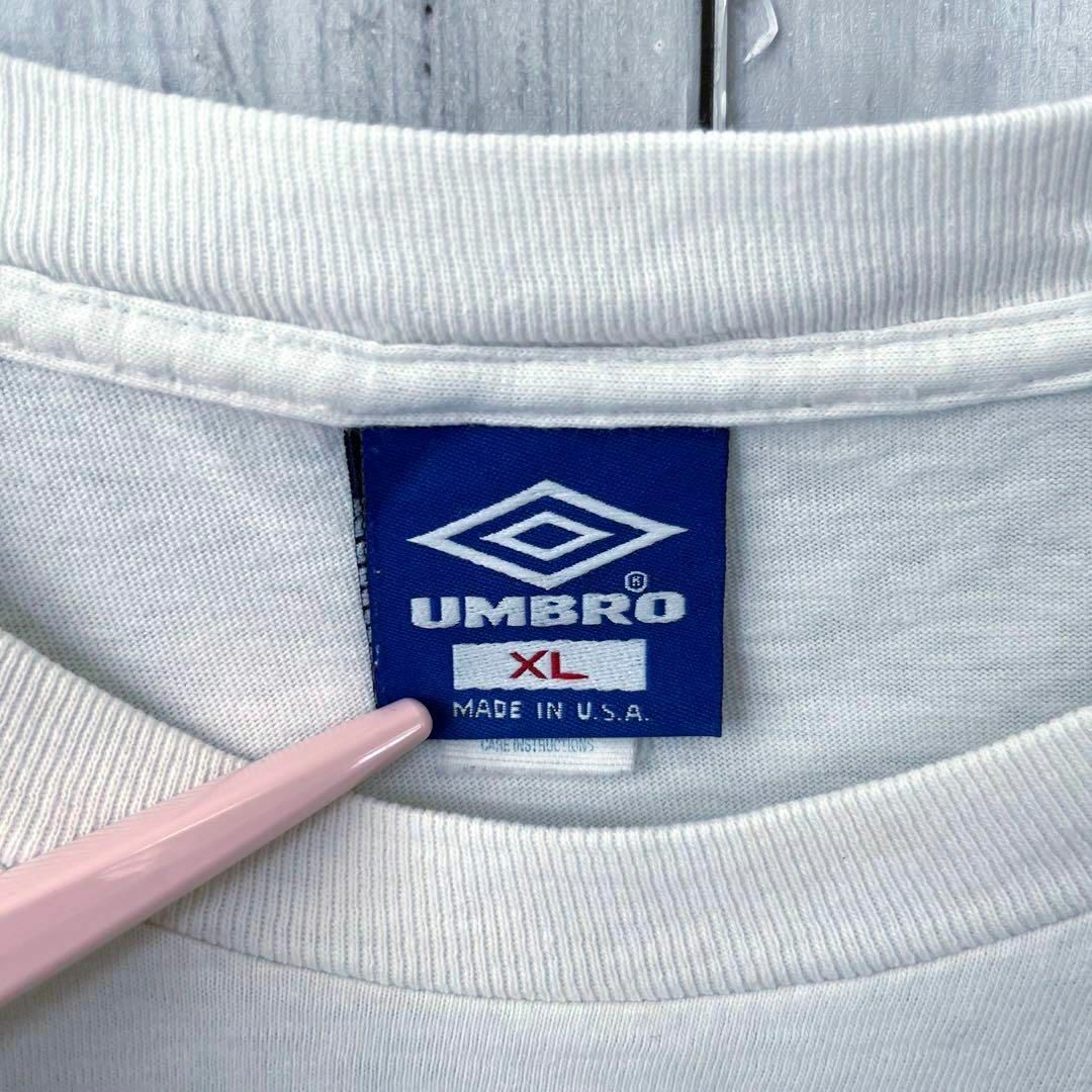 UMBRO(アンブロ)の90sヴィンテージUSA製古着UMBROバックプリントTシャツ　サイズXL 夏物 メンズのトップス(Tシャツ/カットソー(半袖/袖なし))の商品写真