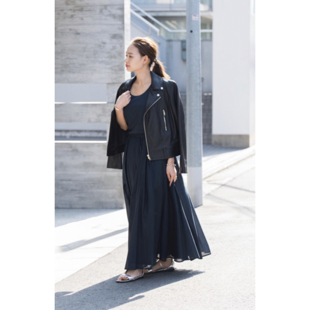 DEUXIEME CLASSE(ドゥーズィエムクラス)のUPPER HIGHTS 「DAY」black ノースリーブ dress レディースのワンピース(ロングワンピース/マキシワンピース)の商品写真