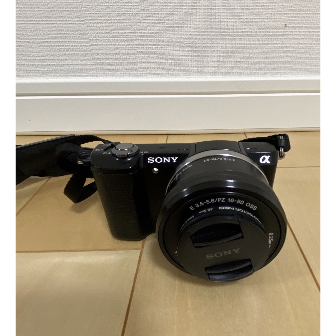 本日限りの値下げ！SONY　α5000　ミラーレス一眼ミラーレス一眼