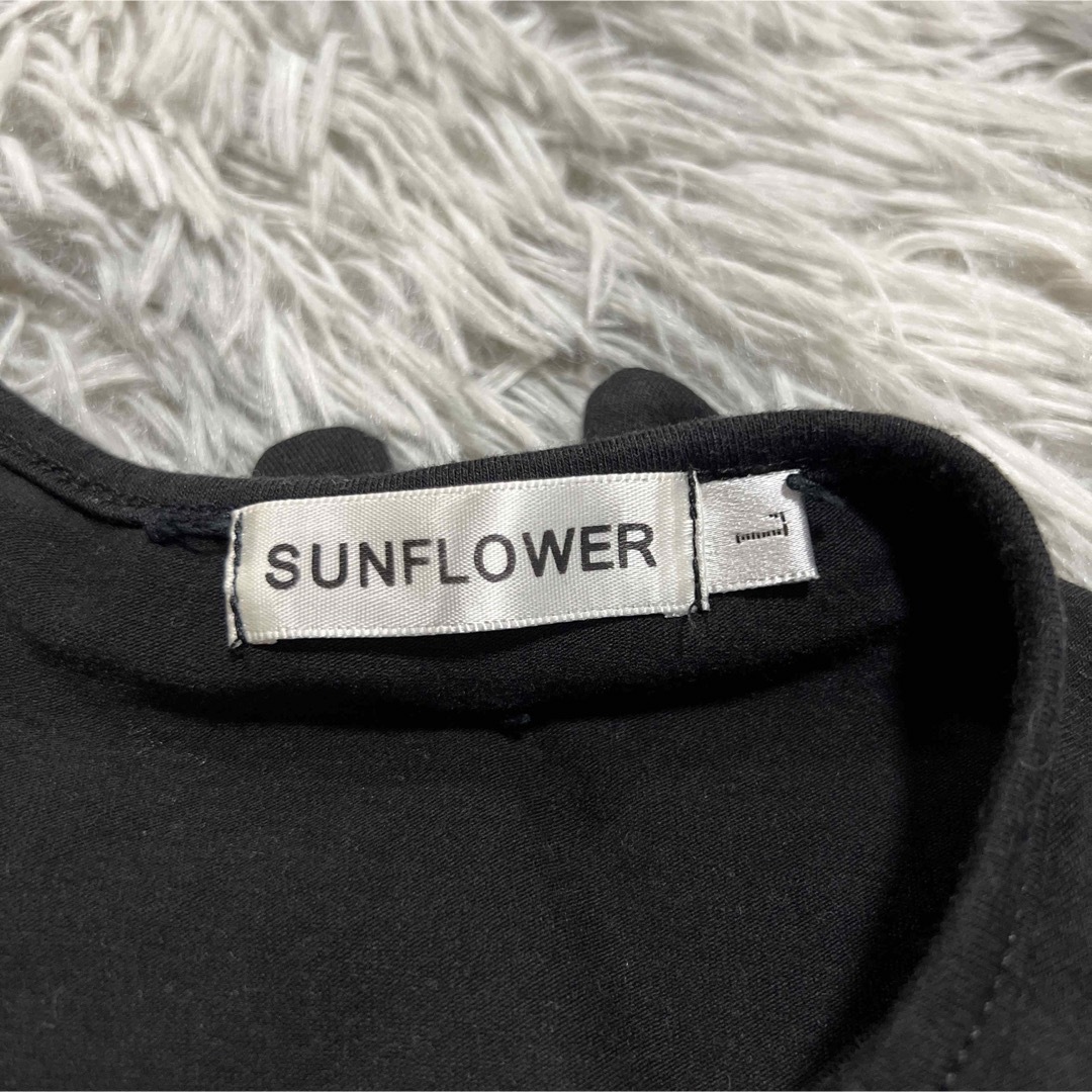 【SUNFLOWER】サンフラワー L ワンポイントリボン Vネックワンピース レディースのワンピース(ひざ丈ワンピース)の商品写真