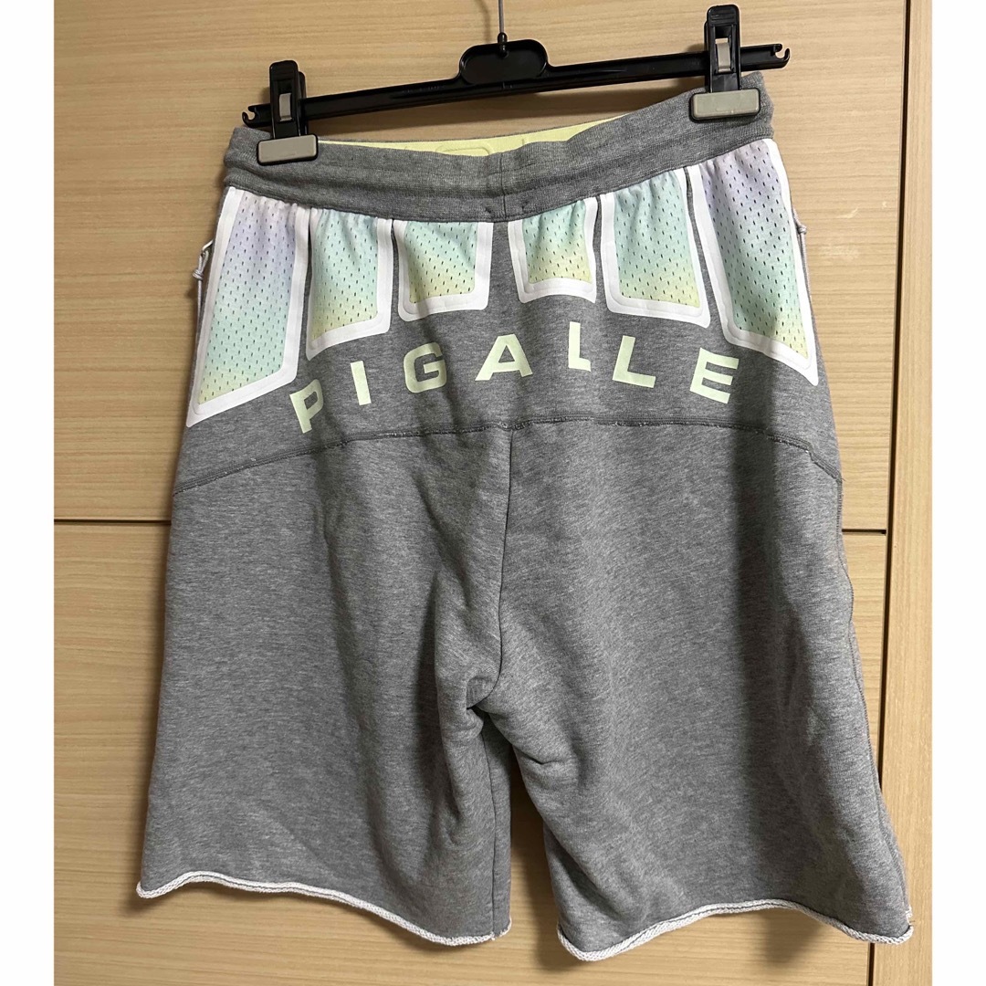 PIGALLE(ピガール)のナイキ　PIGALLE ショートパンツ メンズのパンツ(ショートパンツ)の商品写真