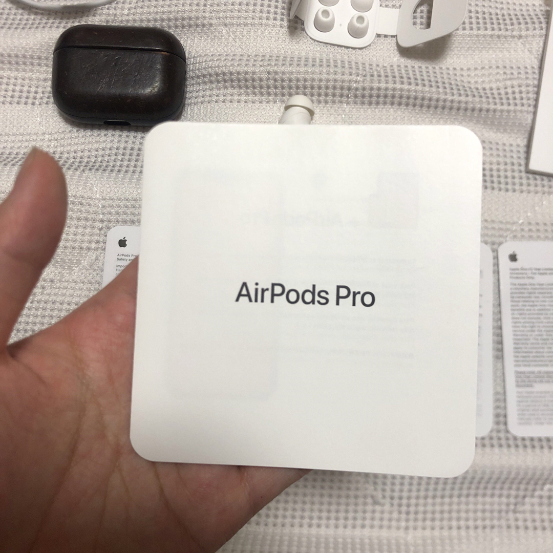 送料無料❣️】AirPods Pro ケース ケーブル セット - www ...