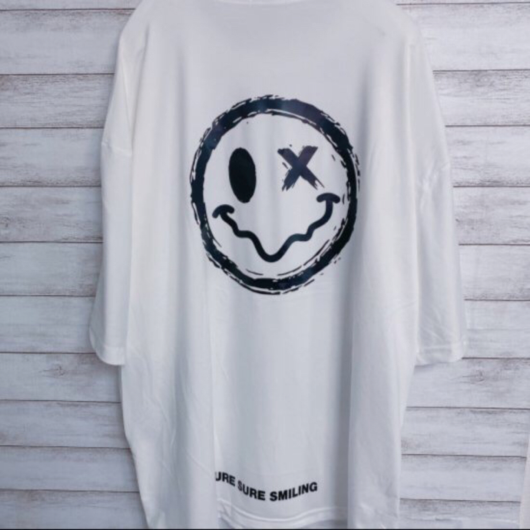 ニコちゃん バックプリント メンズ 半袖 Tシャツ 韓国 ストリート ホワイト メンズのトップス(Tシャツ/カットソー(半袖/袖なし))の商品写真