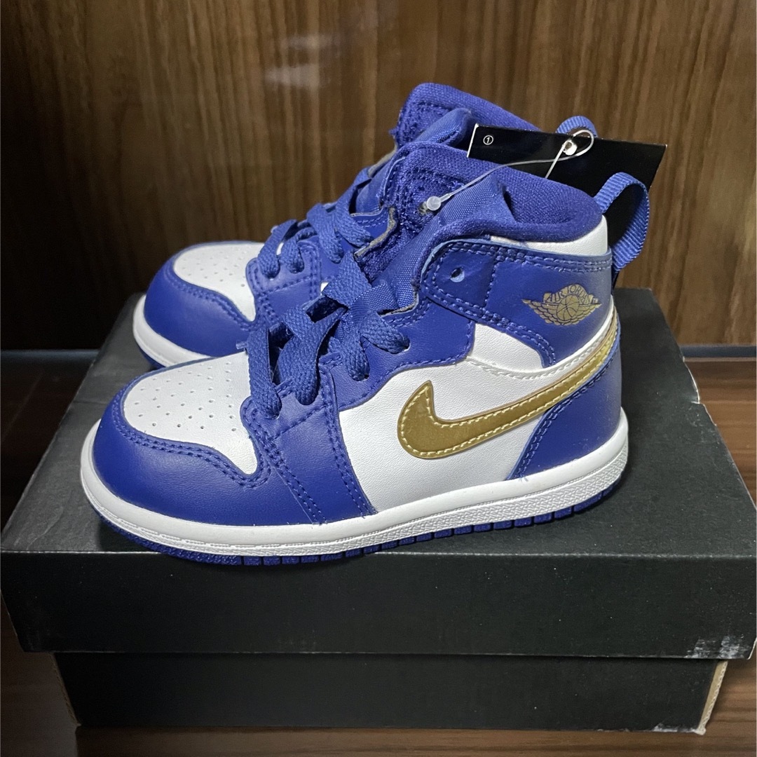 Jordan Brand（NIKE）(ジョーダン)のJORDAN 1 RETRO HIGH BT キッズ13cm キッズ/ベビー/マタニティのベビー靴/シューズ(~14cm)(スニーカー)の商品写真