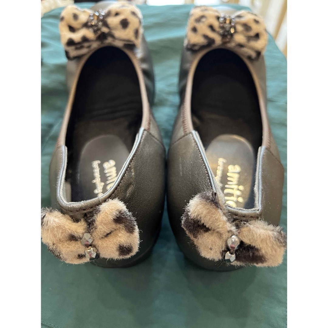 本革3cmヒールパンプス♡3 E♡アミティエ