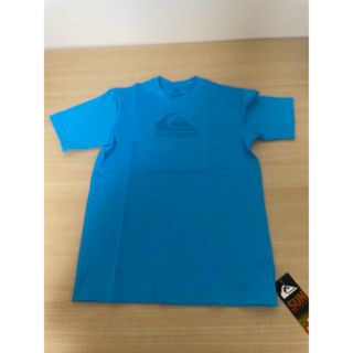 クイックシルバー(QUIKSILVER)の新品 クイックシルバー 半袖　ラッシュガード ボーイズ　SS BL 130(サーフィン)