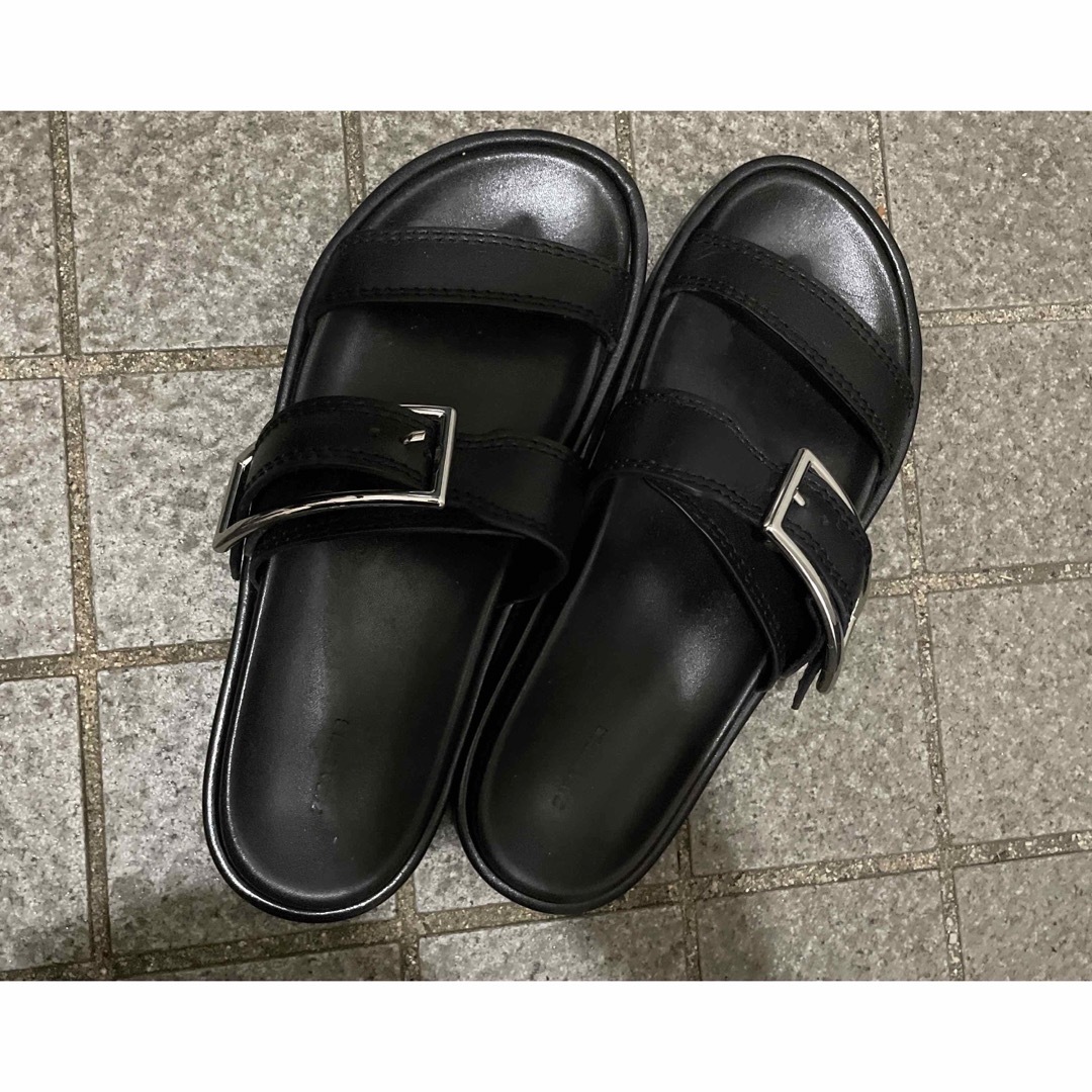 【まだまだ綺麗に履けます】ZARA プラットフォームサンダル