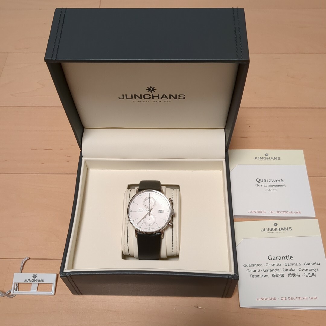 ユンハンスjunghans フォームc クロノグラフ ユンハンスjunghans フォームc クロノグラフ