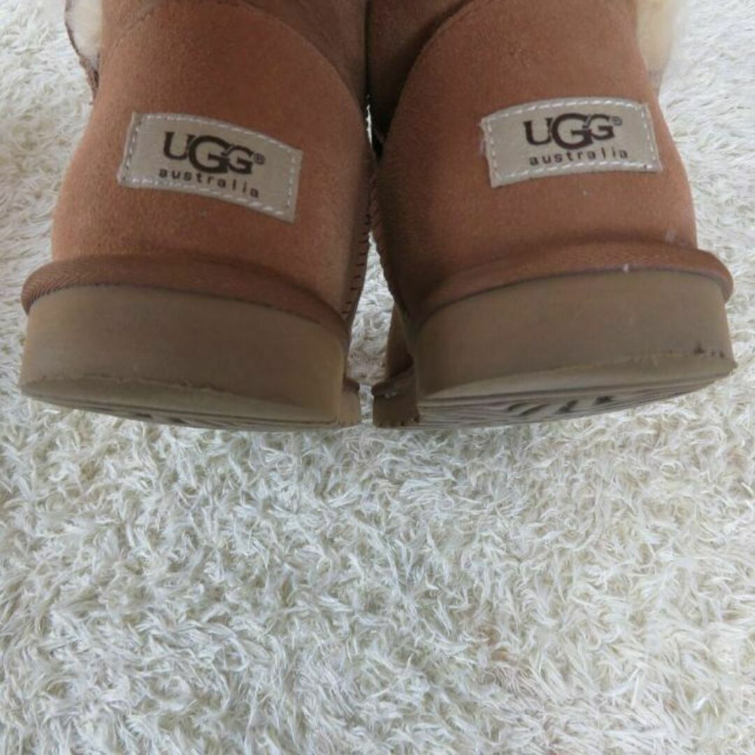 《大人気》UGG アグ ムートン・ボア ブーツ　ベイリーボタン