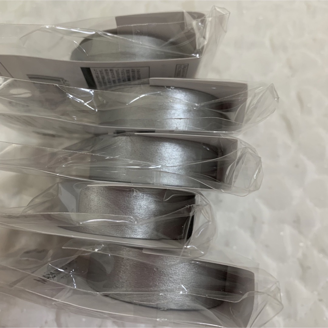5巻　セット　マスキングテープ　シルバー　メタリックカラー　無地 クーポン消化 インテリア/住まい/日用品の文房具(テープ/マスキングテープ)の商品写真