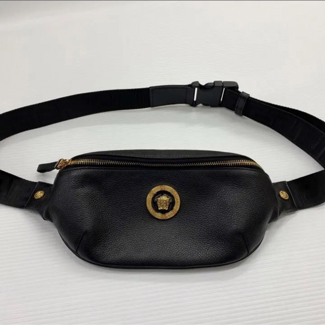 【美品】ヴェルサーチ VERSACE ボディバッグ ウエストバッグ