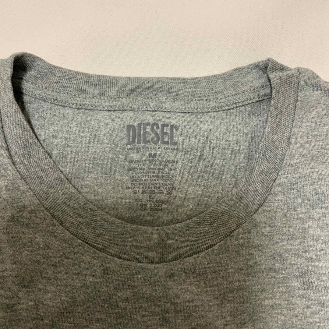 DIESEL(ディーゼル)の洗練されたデザイン　DIESEL　クルーネック　ブラック/グレー　2枚セット　L メンズのトップス(Tシャツ/カットソー(半袖/袖なし))の商品写真