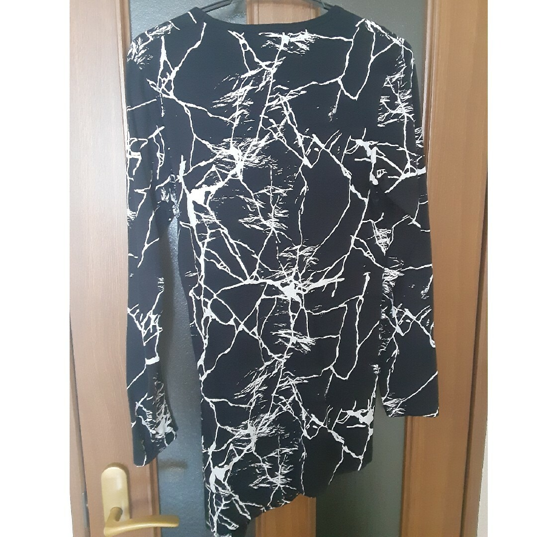 CIVARIZE(シヴァーライズ)のシヴァーライズ　シャツ メンズのトップス(Tシャツ/カットソー(七分/長袖))の商品写真