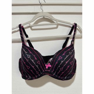 ヴィクトリアズシークレット(Victoria's Secret)のVictoria's Secret ハート♡プリントブラ　32DD （E70）(ブラ)