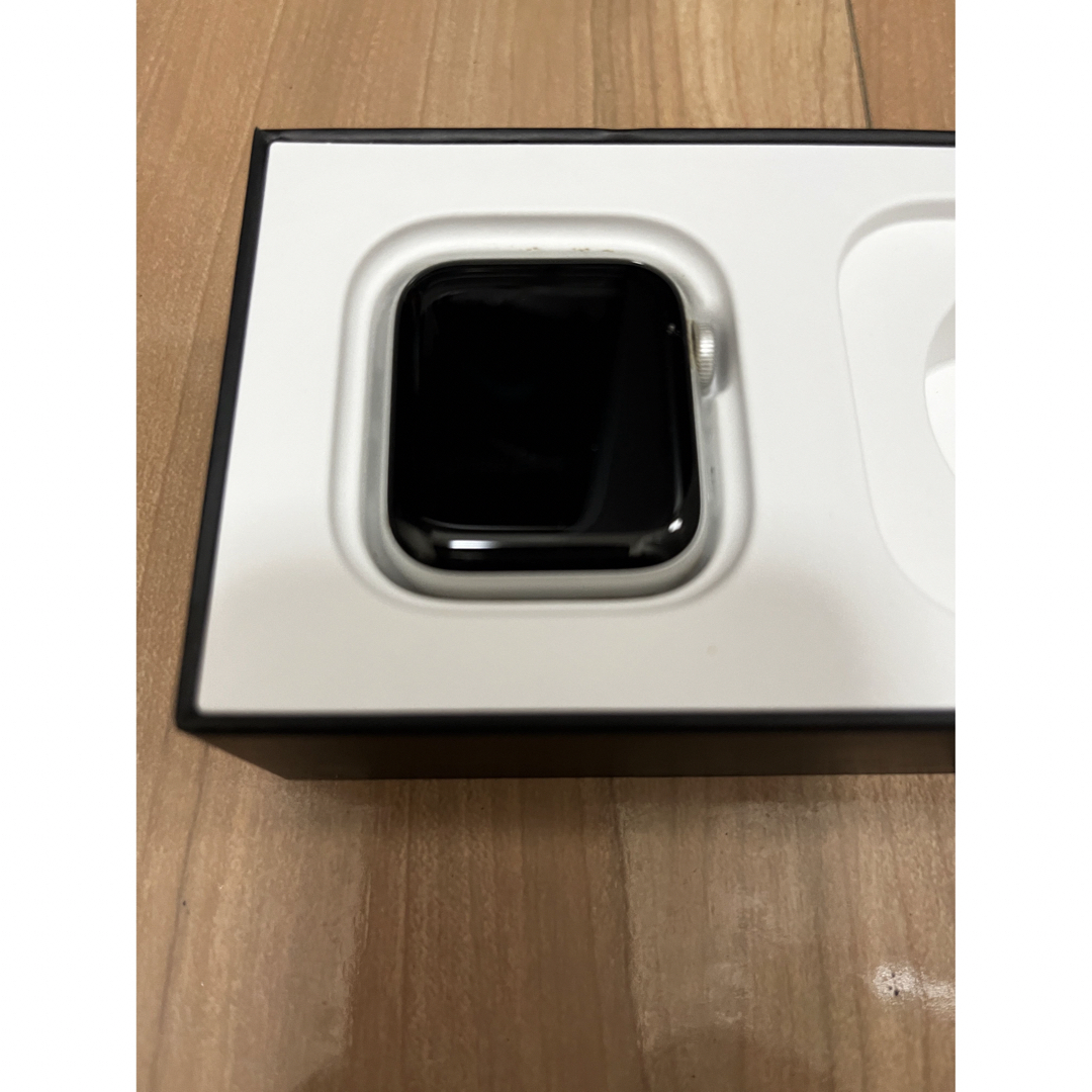 Apple Watch(アップルウォッチ)のApple Watch series4 40mm NIKE+ スポーツループ メンズの時計(腕時計(デジタル))の商品写真