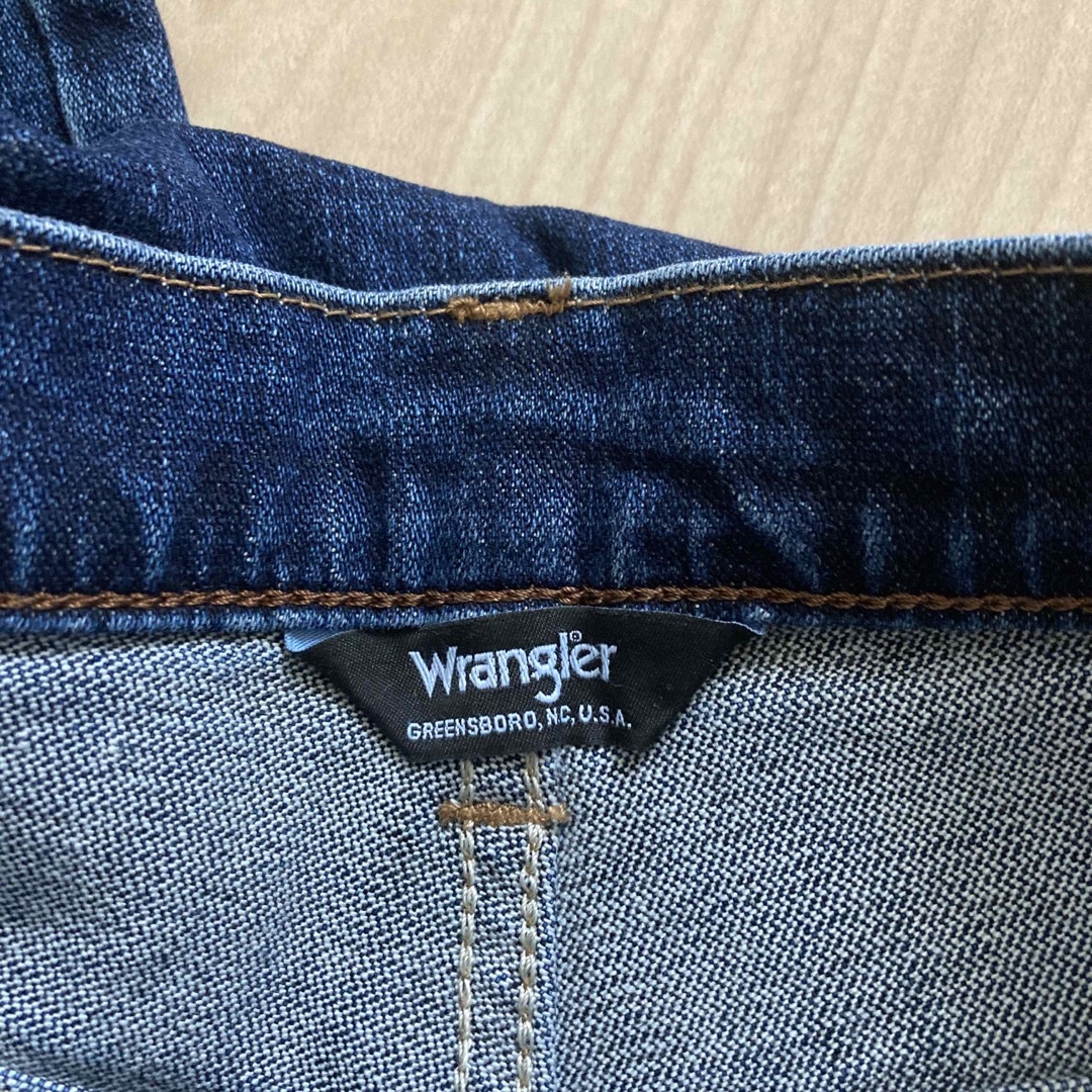 Wrangler(ラングラー)のすっきりストレート デニム　スマートフィット   Wrangler メンズのパンツ(デニム/ジーンズ)の商品写真