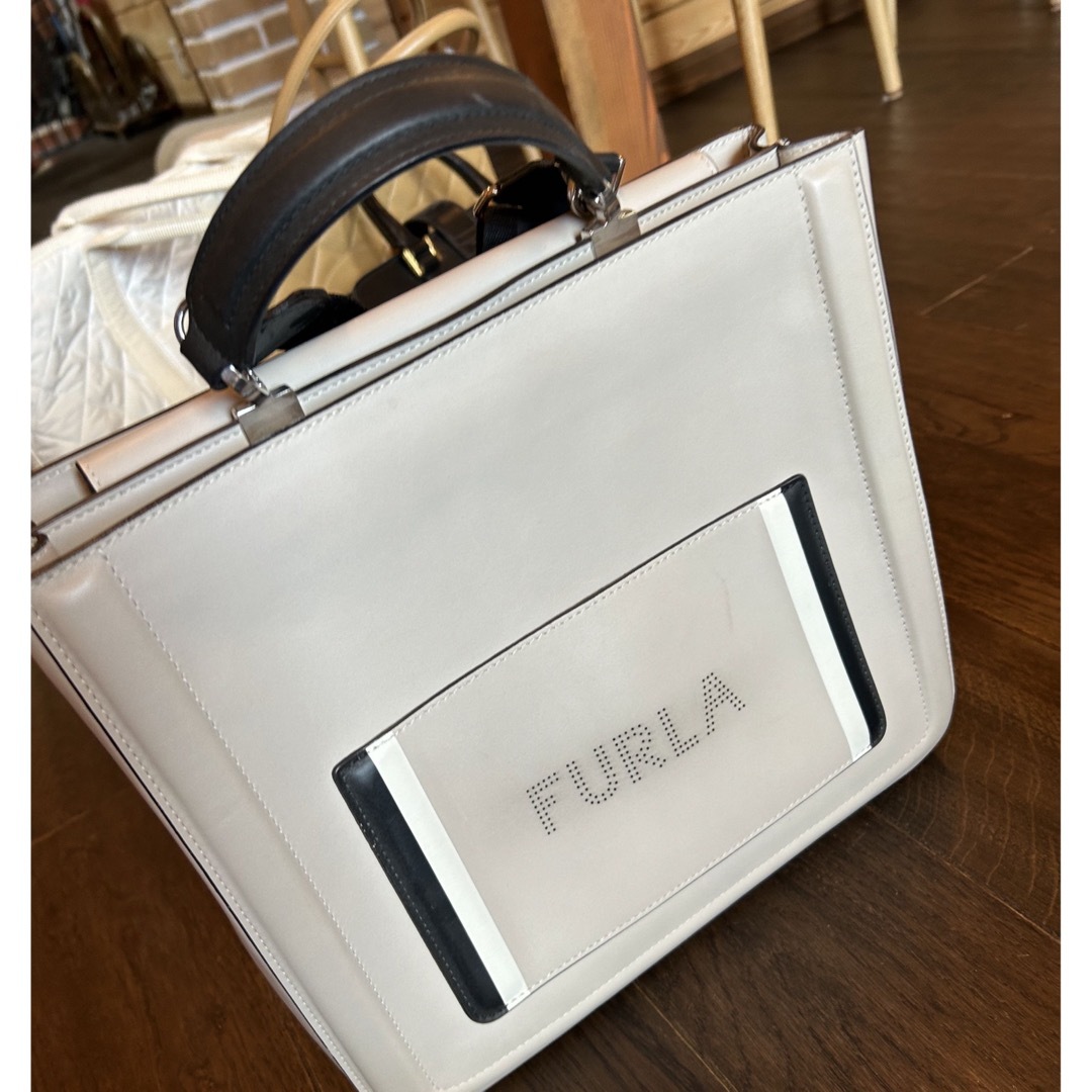 FURLA トートバッグ　肩がけバッグ