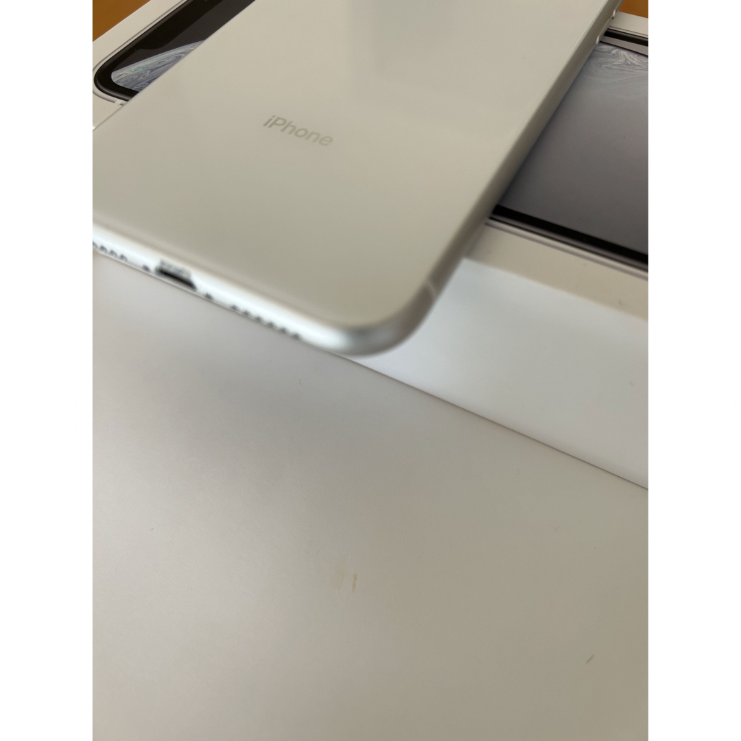 iPhone - 中古 iPhoneXRホワイト 強化ガラスコーティング済みの通販 by