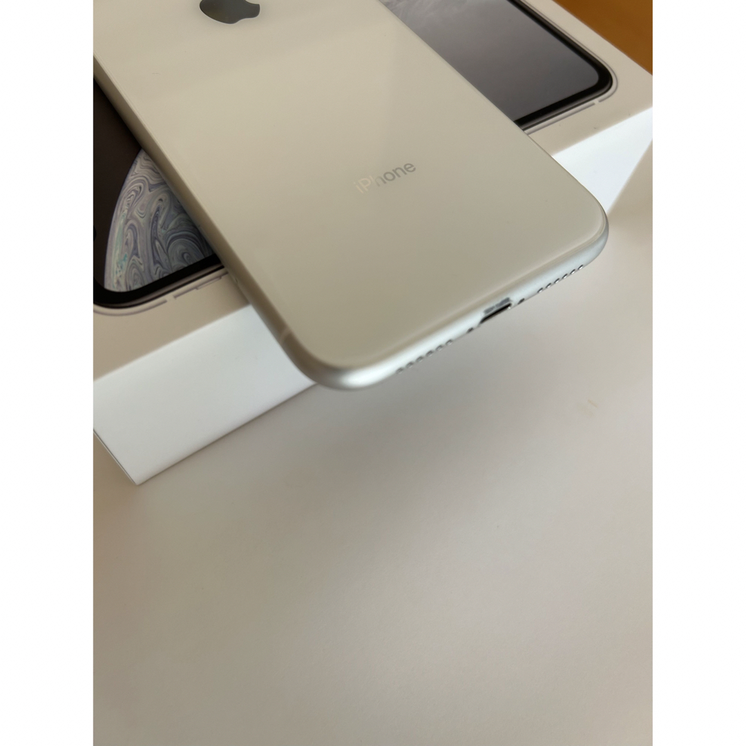 iPhoneXRホワイト　強化ガラスコーティング済み 3