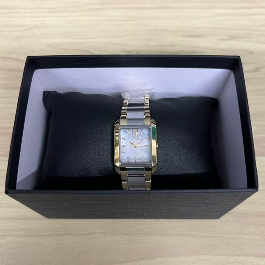 CITIZEN(シチズン)の新品 日本未入荷 シチズン 8石ダイヤ エコドライブ レディース ソーラー腕時計 レディースのファッション小物(腕時計)の商品写真
