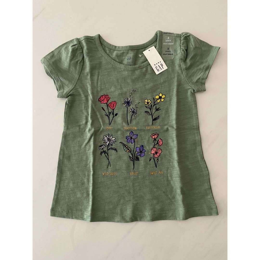 babyGAP(ベビーギャップ)のトップス  Tシャツ　半袖　花柄　100 キッズ/ベビー/マタニティのキッズ服女の子用(90cm~)(Tシャツ/カットソー)の商品写真