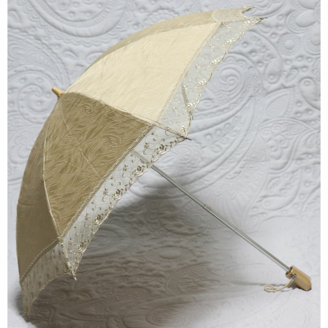 新品 折りたたみ傘 上品高級感 豪華レース刺繍 日傘 木製 ベージュ