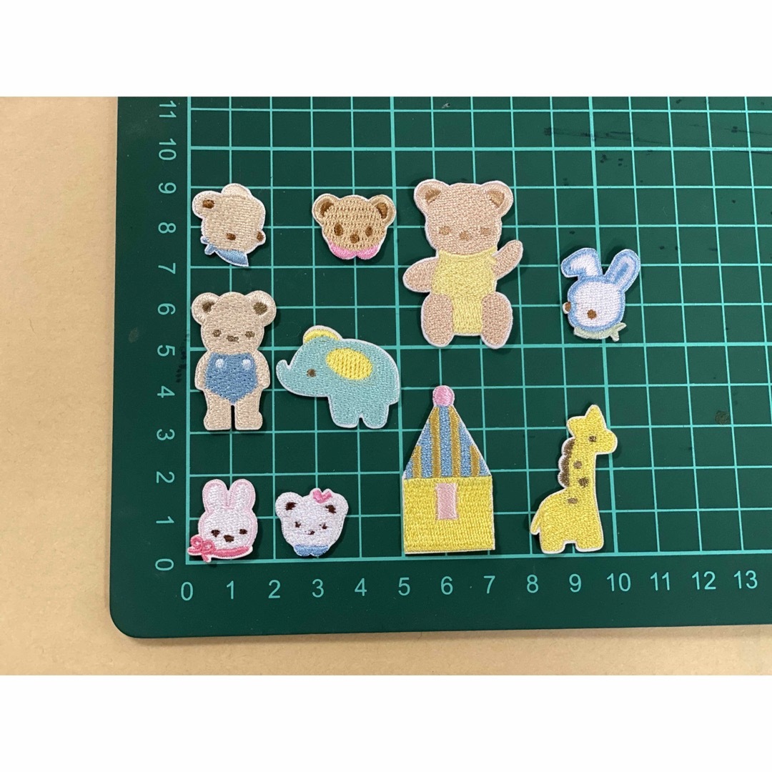 アイロンワッペン10枚セット　キリン　クマ　ウサギ　お家　 ハンドメイドの素材/材料(各種パーツ)の商品写真