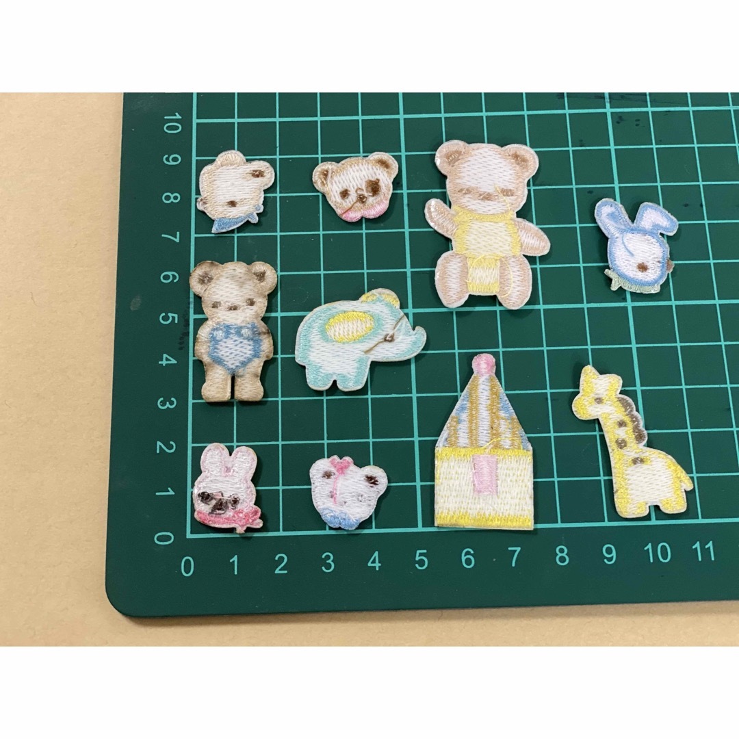 アイロンワッペン10枚セット　キリン　クマ　ウサギ　お家　 ハンドメイドの素材/材料(各種パーツ)の商品写真