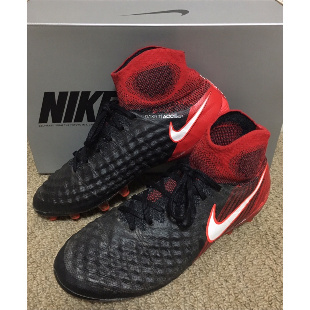 NIKE(ナイキ)の国内正規品 NIKE MAGISTA OBRA 2 AG-PRO マジスタ スポーツ/アウトドアのサッカー/フットサル(シューズ)の商品写真