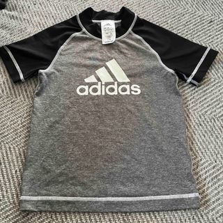 アディダス(adidas)のアディダス　ラッシュガード(水着)