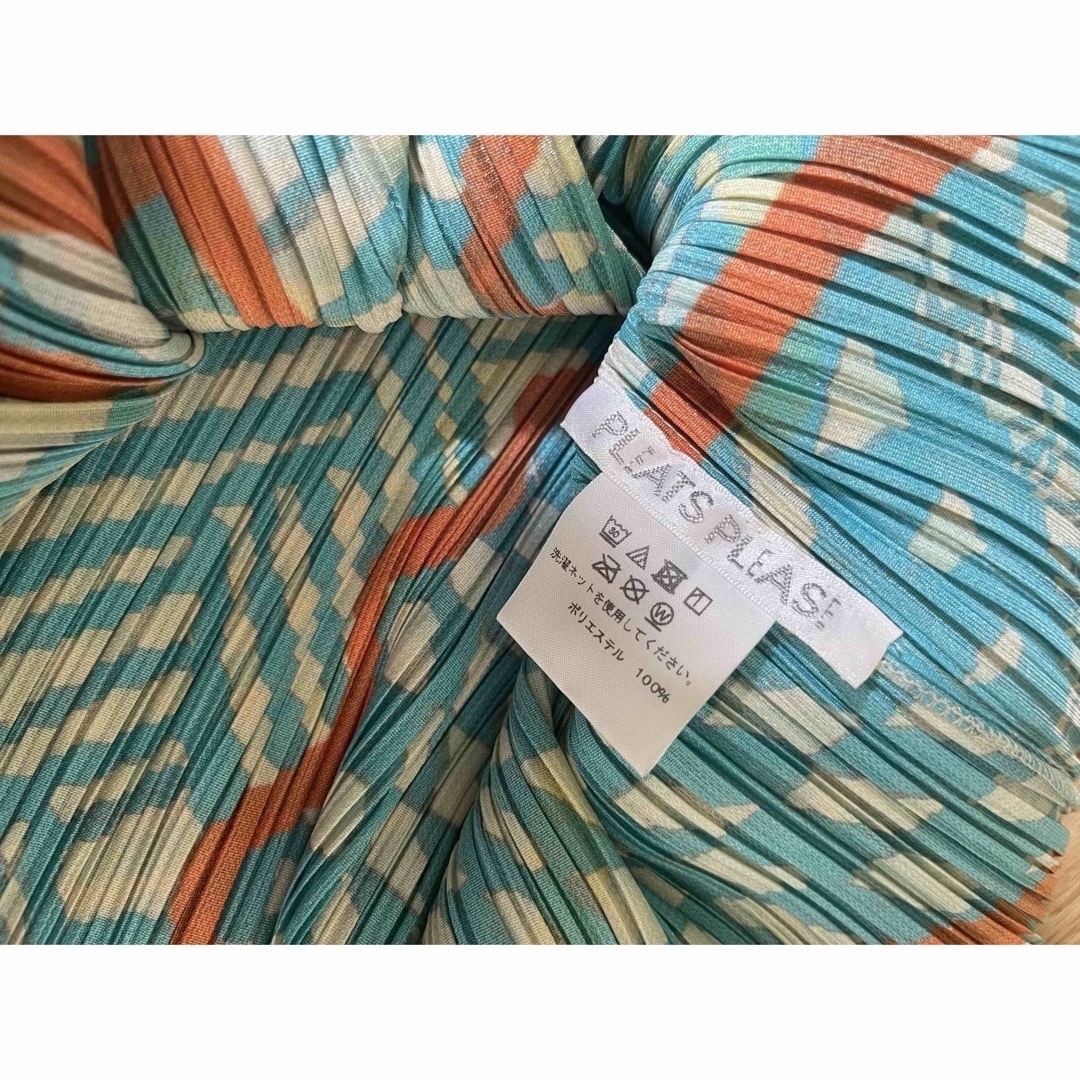 PLEATS PLEASE ISSEY MIYAKE(プリーツプリーズイッセイミヤケ)のPleats please トップス レディースのトップス(カットソー(半袖/袖なし))の商品写真