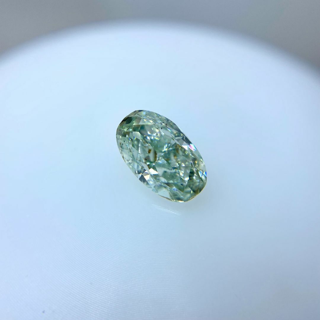 FANCY GREEN 1.006ct SI2 OV/RT0983/CGL/GI レディースのアクセサリー(その他)の商品写真