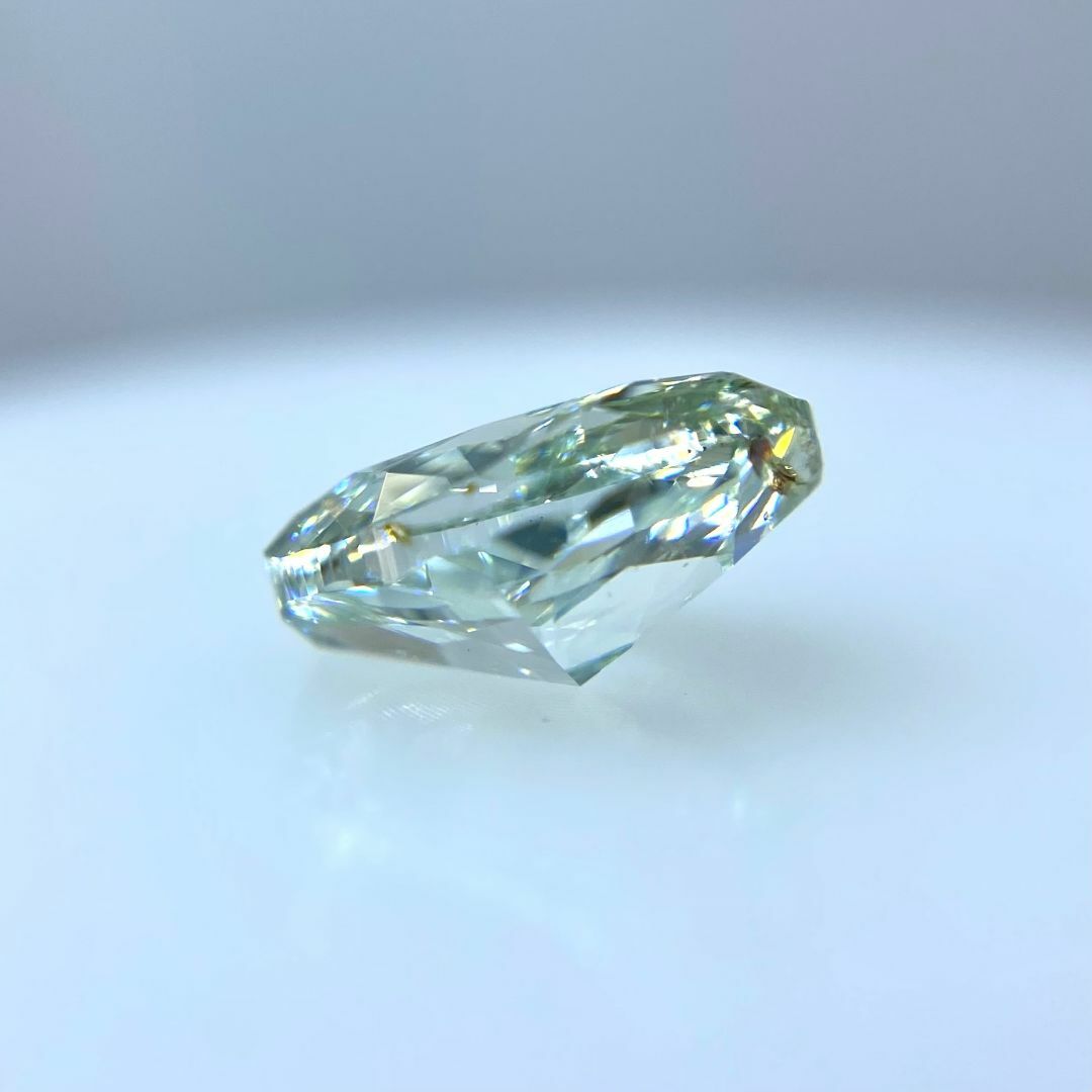 FANCY GREEN 1.006ct SI2 OV/RT0983/CGL/GI レディースのアクセサリー(その他)の商品写真