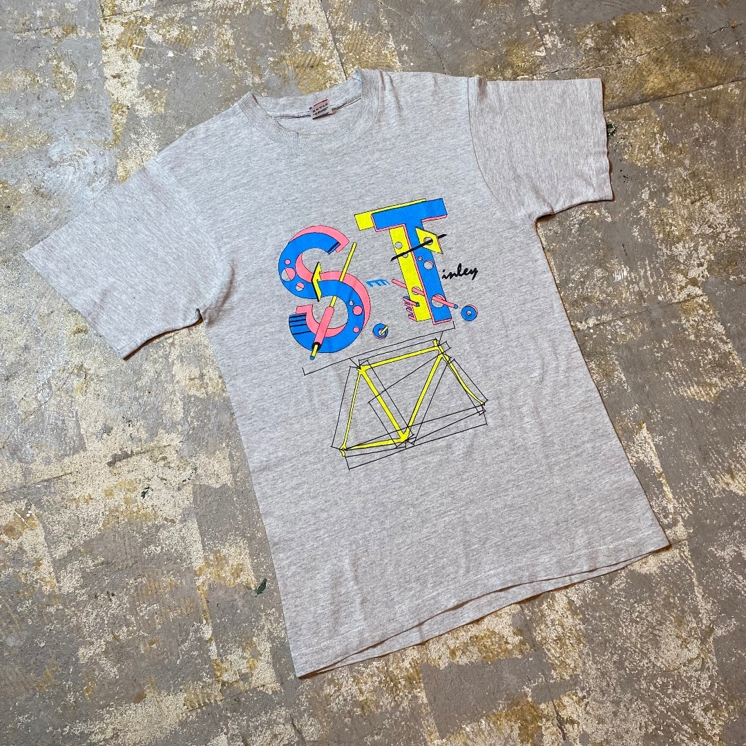 FRUIT OF THE LOOM(フルーツオブザルーム)の90s フルーツオブザルーム tシャツ USA製 M グレー ピスト メンズのトップス(Tシャツ/カットソー(半袖/袖なし))の商品写真