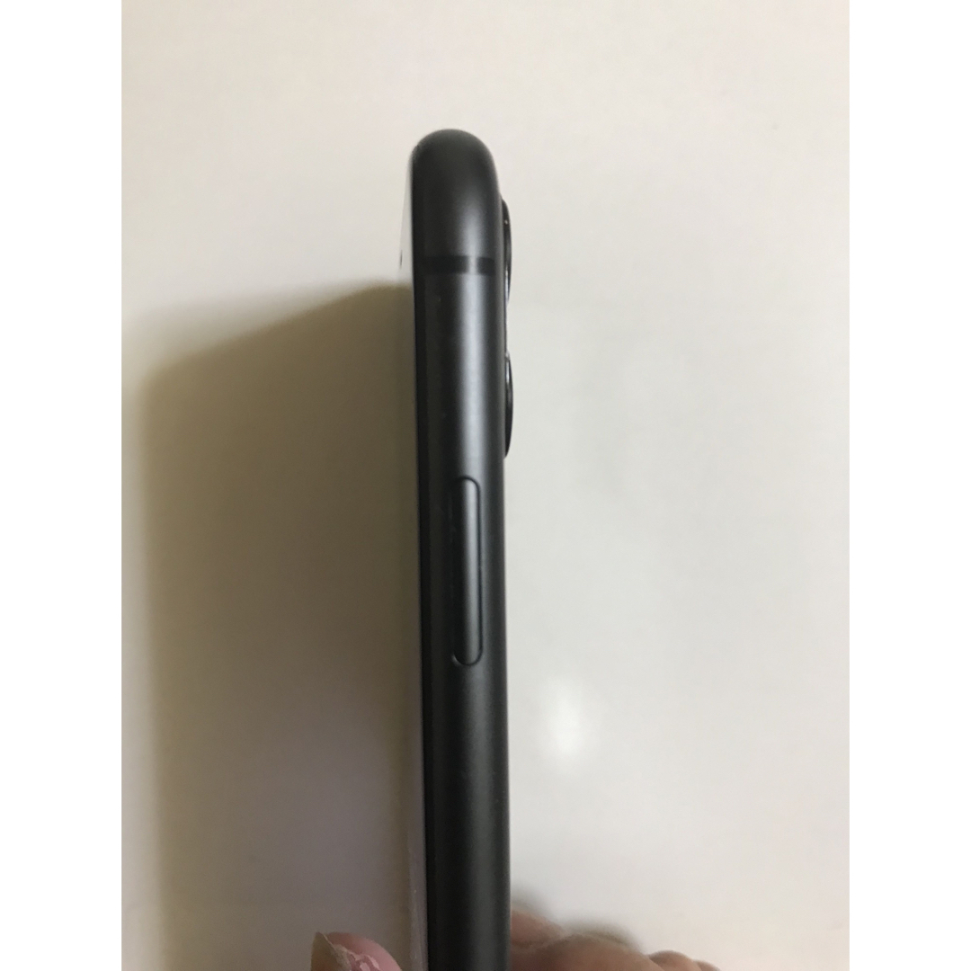 iphone11 64GB ブラック simフリー 美品 iphone11 64GB ブラック simフリー 美品