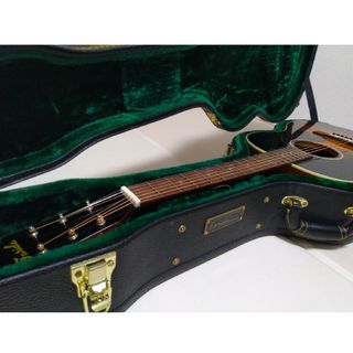 Gibson - Faridaのアコギ/Old Townシリーズ/OT-22E VBSの通販|ラクマ